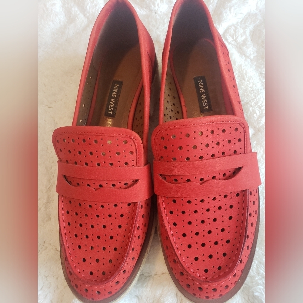 NINE WEST RED LOAFERS SIZE 8.5